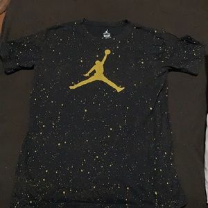 Gold/black Jordan T-shirt